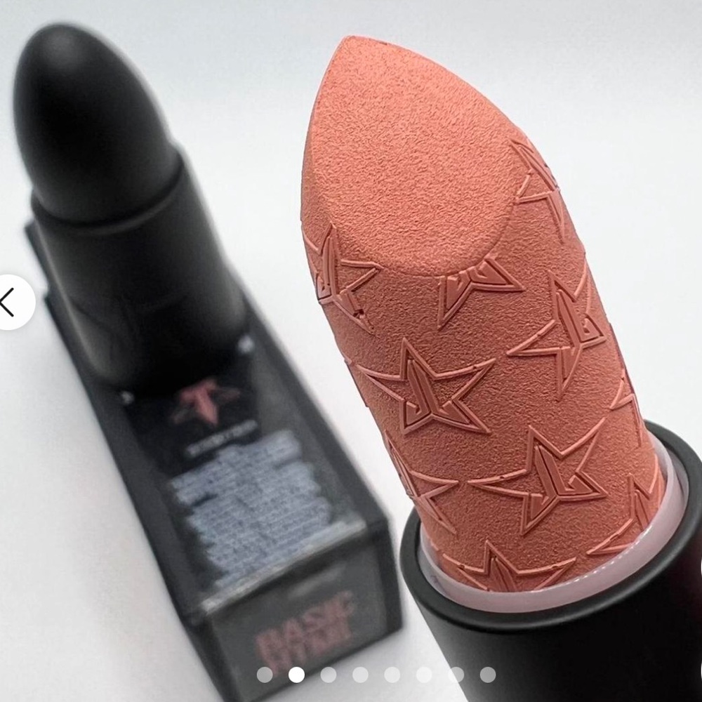 Basic HTML Black Lipstick JEFFREE STAR COSMETICS Velvet Trap Lipstick msrp $20